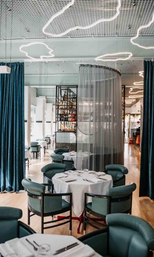 illside_restaurant_afternoon_13