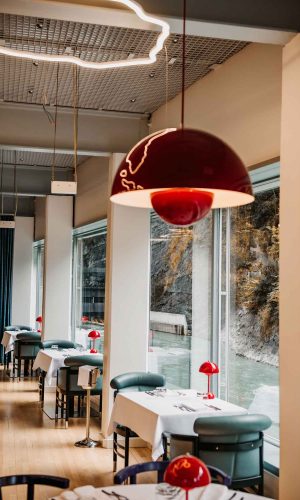 illside_restaurant_afternoon_16