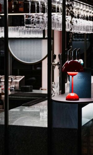 illside_restaurant_evening_06