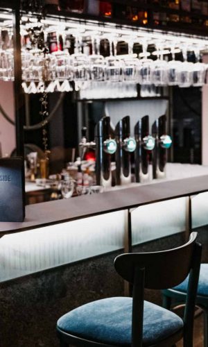 illside_restaurant_evening_07