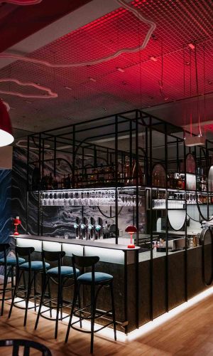 illside_restaurant_evening_10