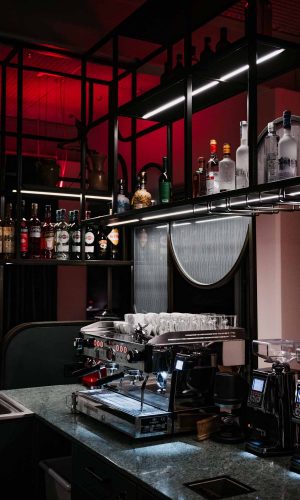 illside_restaurant_evening_12