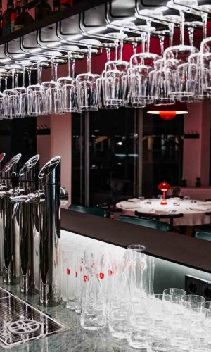 illside_restaurant_evening_13