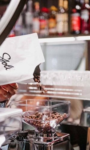 illside_restaurant_evening_20