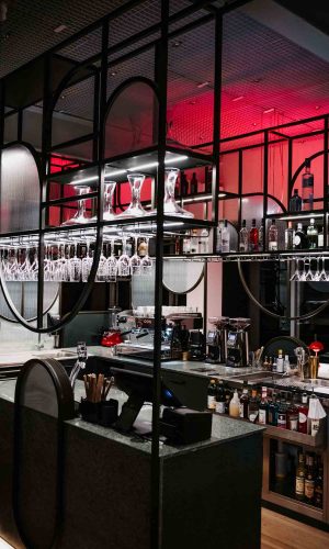 illside_restaurant_evening_28