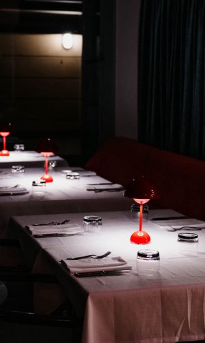 illside_restaurant_evening_40