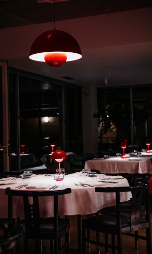 illside_restaurant_evening_42