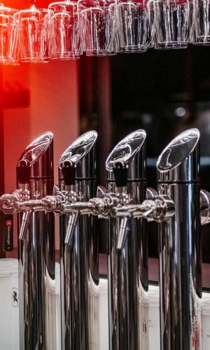 illside_restaurant_evening_71